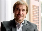Allanan la casa de Javier Faroni, el titular de la empresa de Estados Unidos involucrada en el circuito oculto de dinero de la AFA