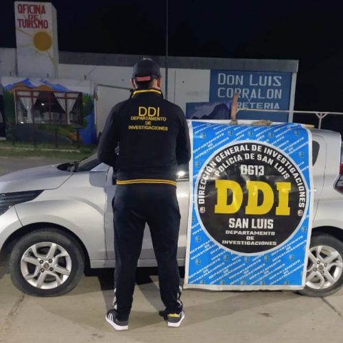La Punilla: recuperaron y secuestraron un automóvil por una causa de estafa y demoraron a dos individuos