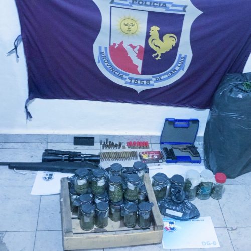 San Luis: tras un allanamiento, la Policía secuestró armas de fuego y municiones, incautó marihuana valuada en 14 millones de pesos